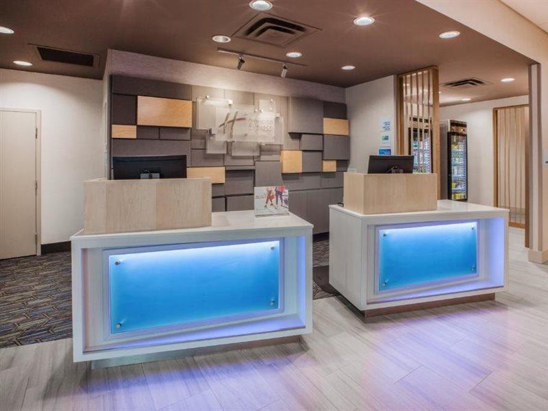 Holiday Inn Express & Suites Onalaska - La Crosse Area By Ihg Екстериор снимка