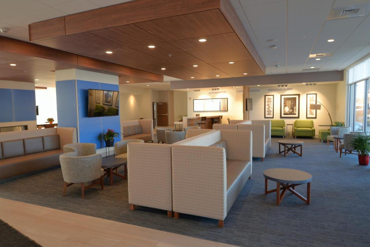 Holiday Inn Express & Suites Onalaska - La Crosse Area By Ihg Екстериор снимка